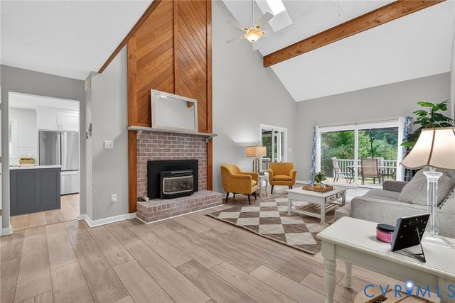 501 Colony Trl, Lanexa, VA 23089