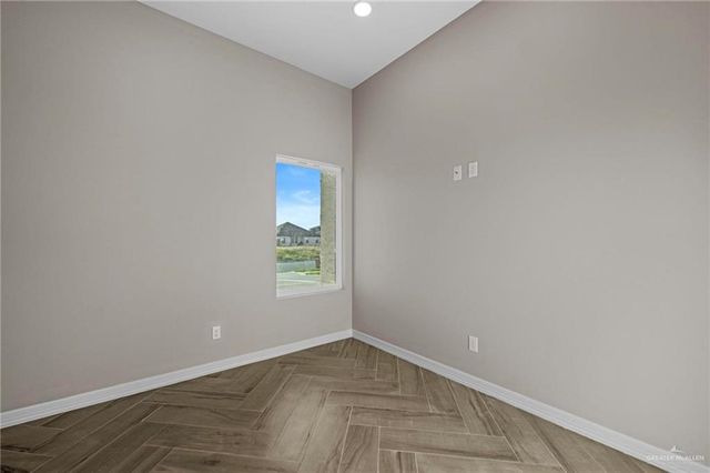 3616 S Apex Street, Edinburg, TX 78542