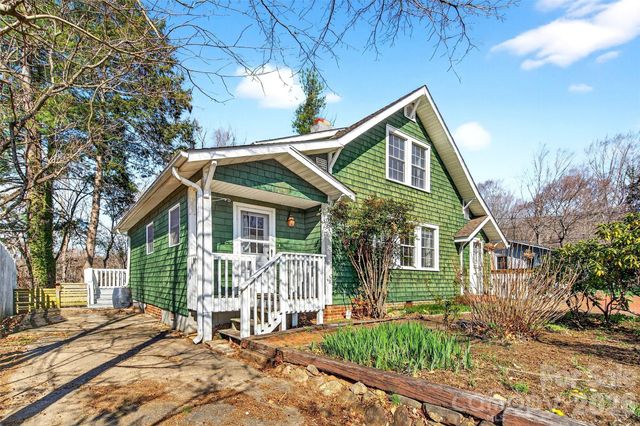 109 Eastwood Avenue, Swannanoa, NC 28778