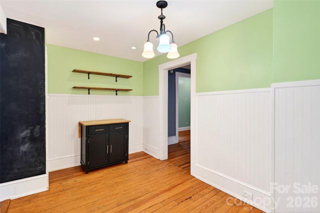 109 Eastwood Avenue, Swannanoa, NC 28778