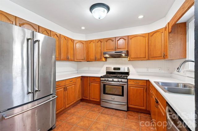 109 Eastwood Avenue, Swannanoa, NC 28778