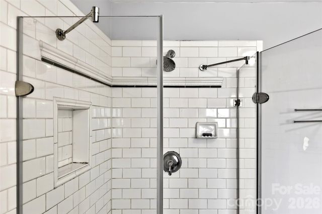 109 Eastwood Avenue, Swannanoa, NC 28778