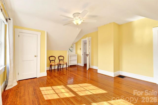 109 Eastwood Avenue, Swannanoa, NC 28778