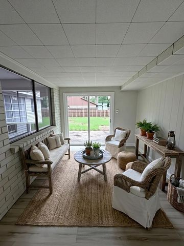 2102 Lake Creek Drive, Houston, TX 77339