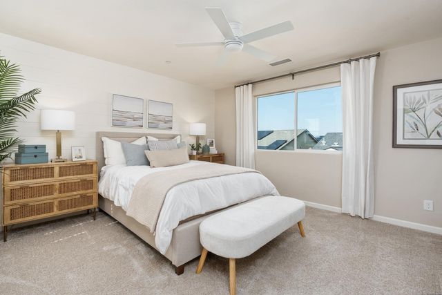 6548 E Cresthaven Drive, Fresno, CA 93727