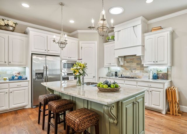 645 E Hill Street, Keller, TX 76248