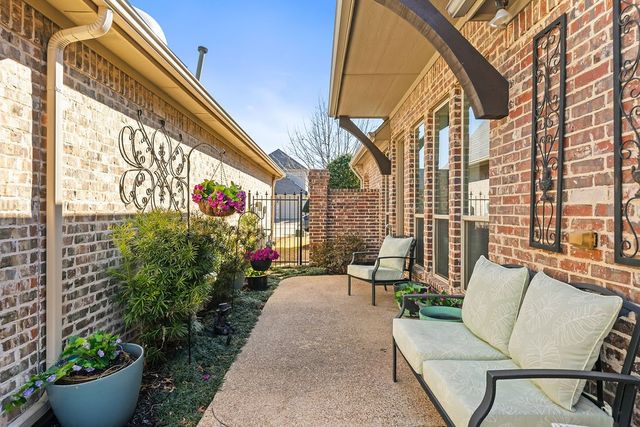 645 E Hill Street, Keller, TX 76248