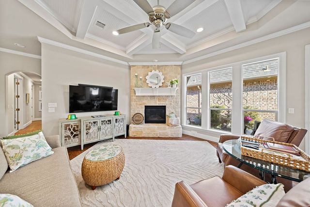 645 E Hill Street, Keller, TX 76248