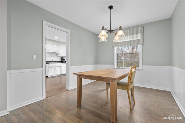 1104 N Brainard Street, Naperville, IL 60563