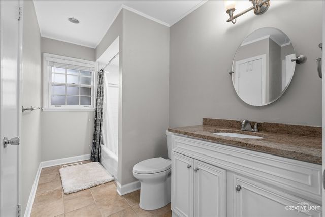 1104 N Brainard Street, Naperville, IL 60563