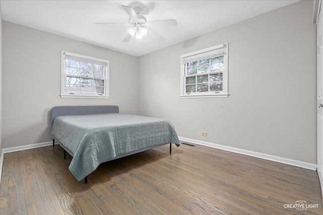 1104 N Brainard Street, Naperville, IL 60563