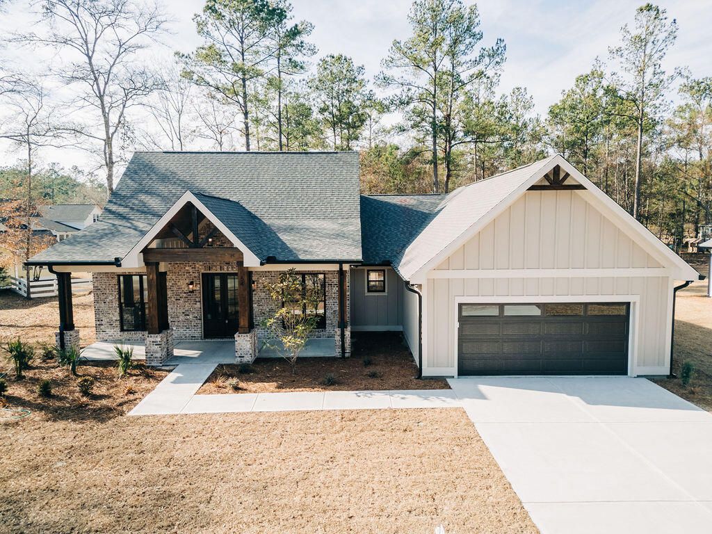 54 Summer Drive, Walterboro, SC 29488