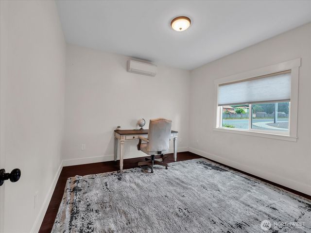 2204 158th Street Ct E, Tacoma, WA 98445