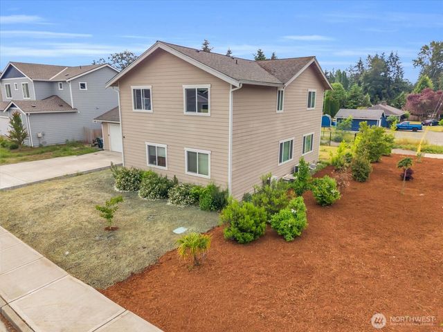 2204 158th Street Ct E, Tacoma, WA 98445