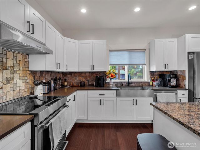 2204 158th Street Ct E, Tacoma, WA 98445