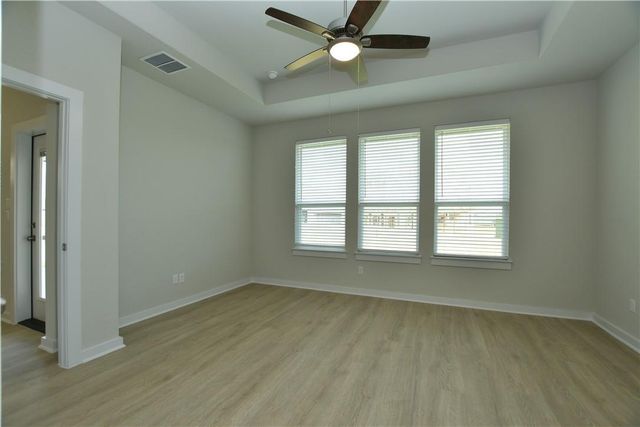 145 High Plains DR, Georgetown, TX 78628