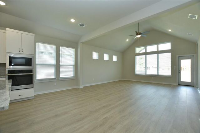 145 High Plains DR, Georgetown, TX 78628