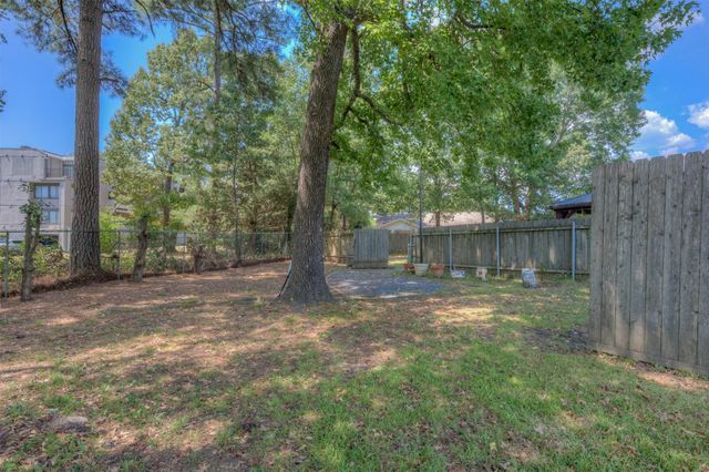 1814 Old Oaks Street, Shreveport, LA 71119
