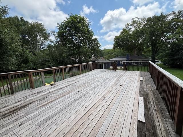3527 Greentree Road, Lexington, KY 40517