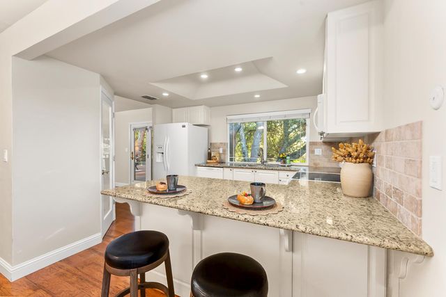 2440 Sandpiper Way, Cameron Park, CA 95682