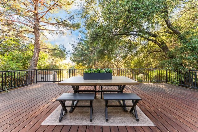 2440 Sandpiper Way, Cameron Park, CA 95682