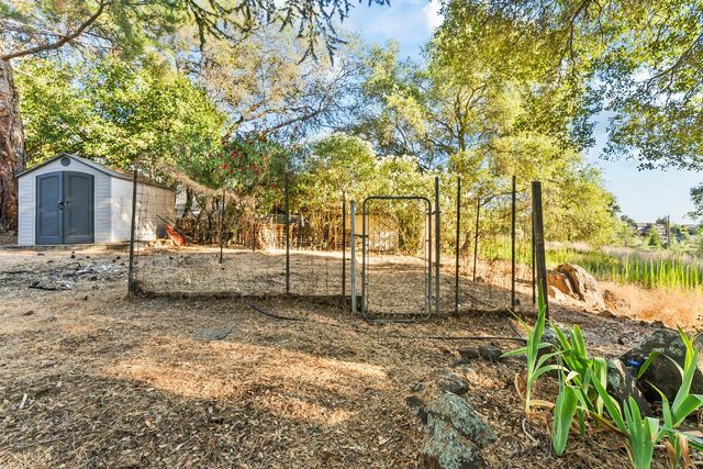 2440 Sandpiper Way, Cameron Park, CA 95682