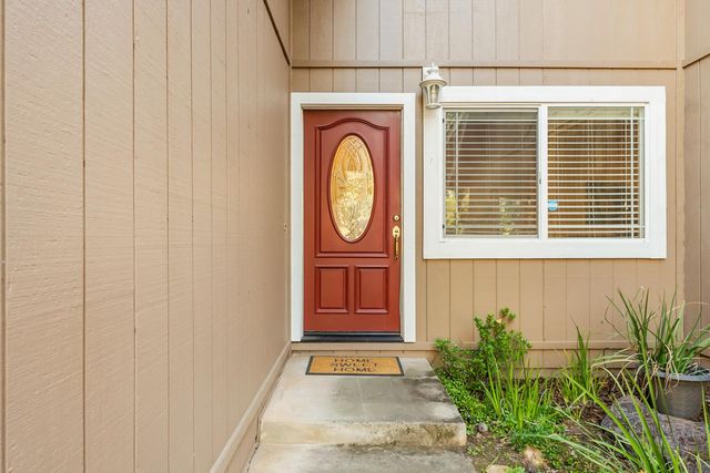 2440 Sandpiper Way, Cameron Park, CA 95682