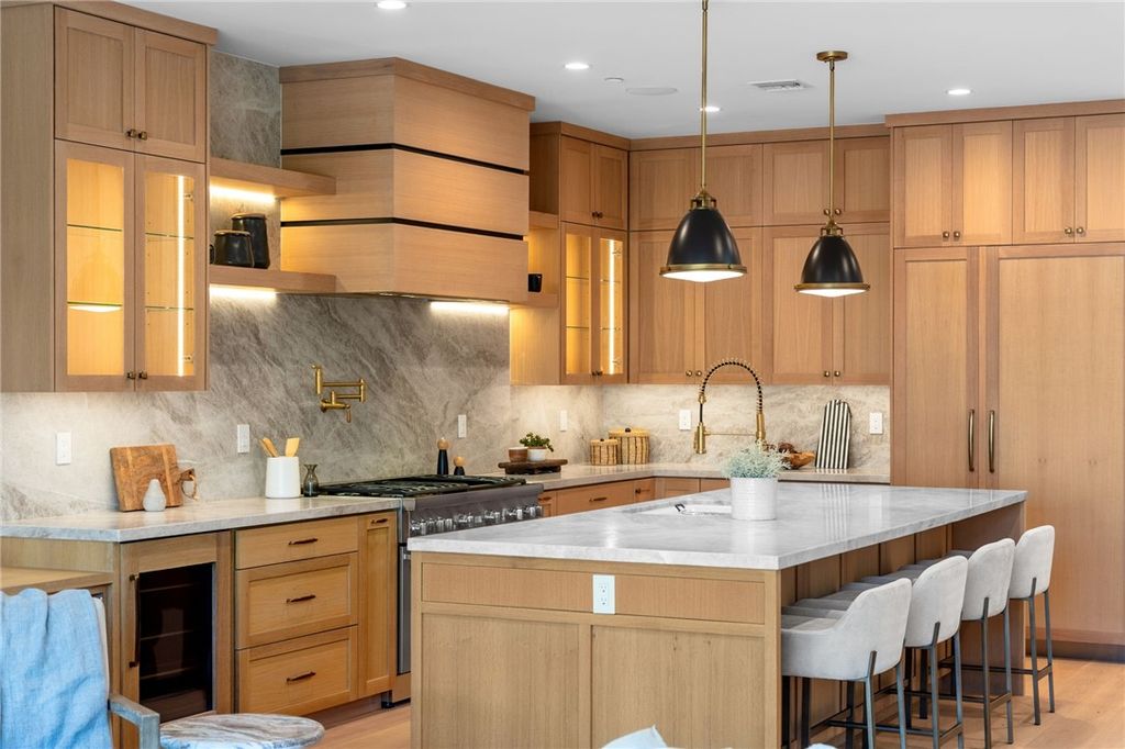 117 E Bay, Newport Beach, CA 92661 — photo 4