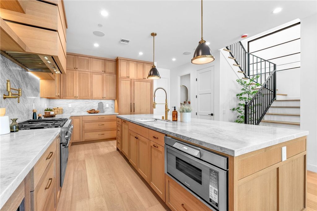 117 E Bay, Newport Beach, CA 92661 — photo 5