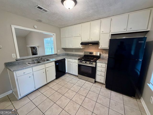 105 Fruitwood Trace A, Riverdale, GA 30296