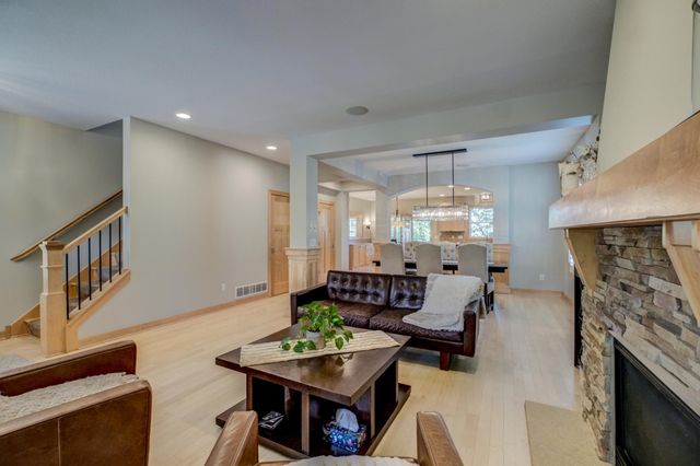 276 Country Road, Stillwater, MN 55082