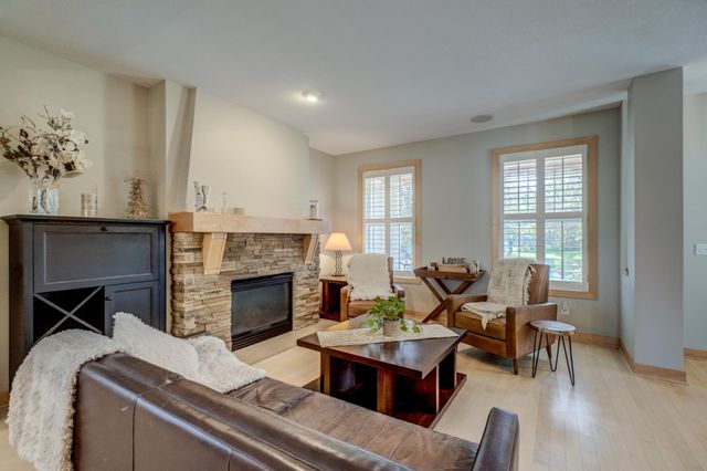 276 Country Road, Stillwater, MN 55082