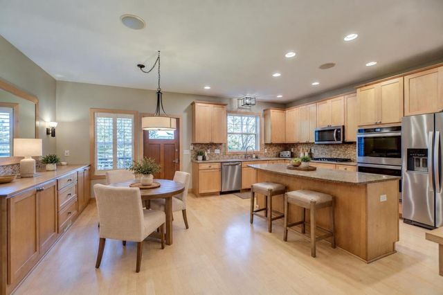 276 Country Road, Stillwater, MN 55082