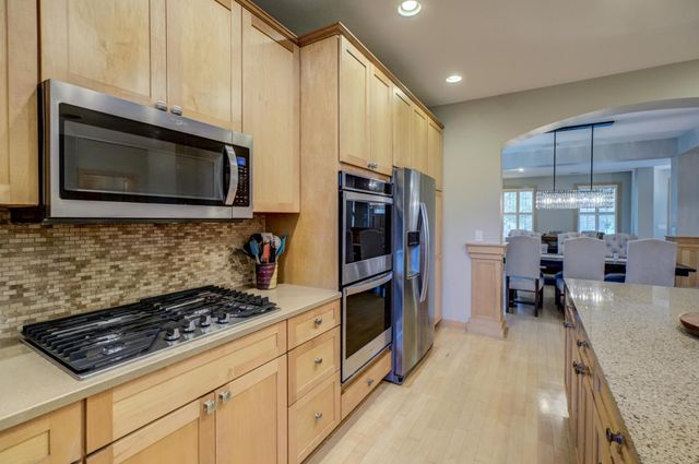 276 Country Road, Stillwater, MN 55082