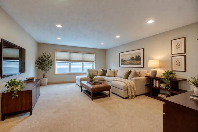 276 Country Road, Stillwater, MN 55082