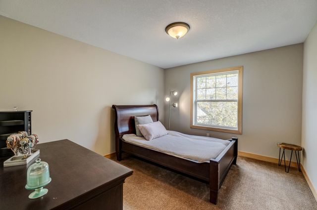 276 Country Road, Stillwater, MN 55082