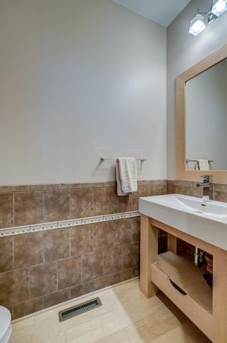 276 Country Road, Stillwater, MN 55082