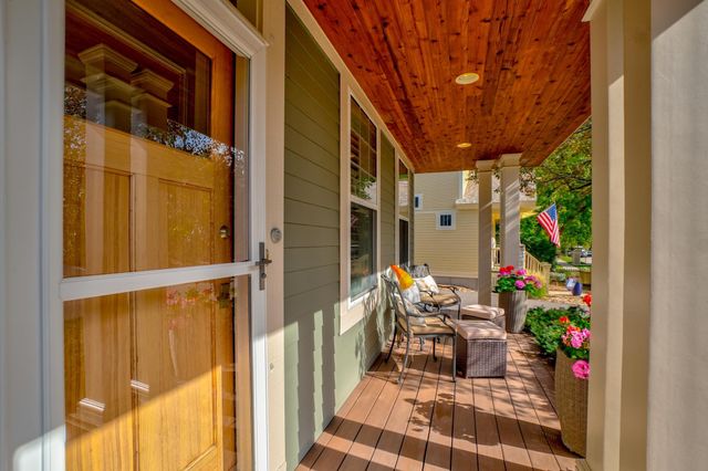 276 Country Road, Stillwater, MN 55082