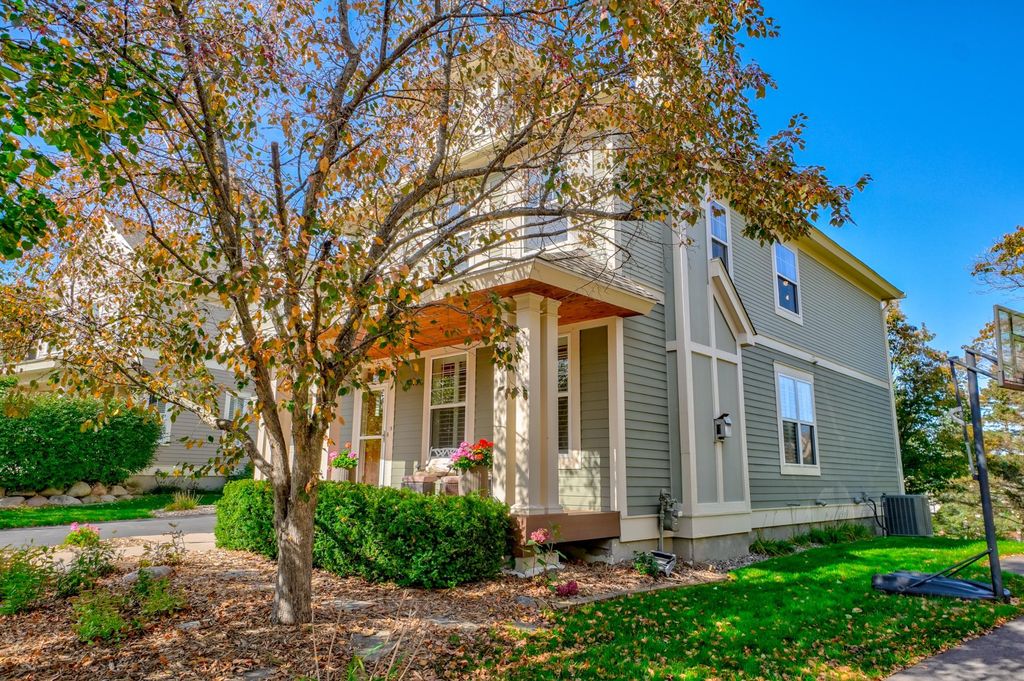 276 Country Road, Stillwater, MN 55082 — exterior
