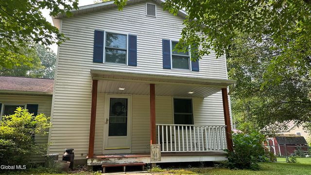 1 Robin Hood Court, Saratoga Springs, NY 12866