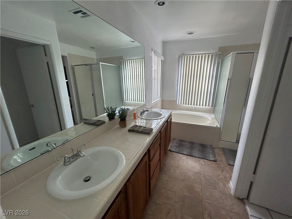 Image 24 of property listing at 6672 Golden Pond Circle, Las Vegas, NV 89108