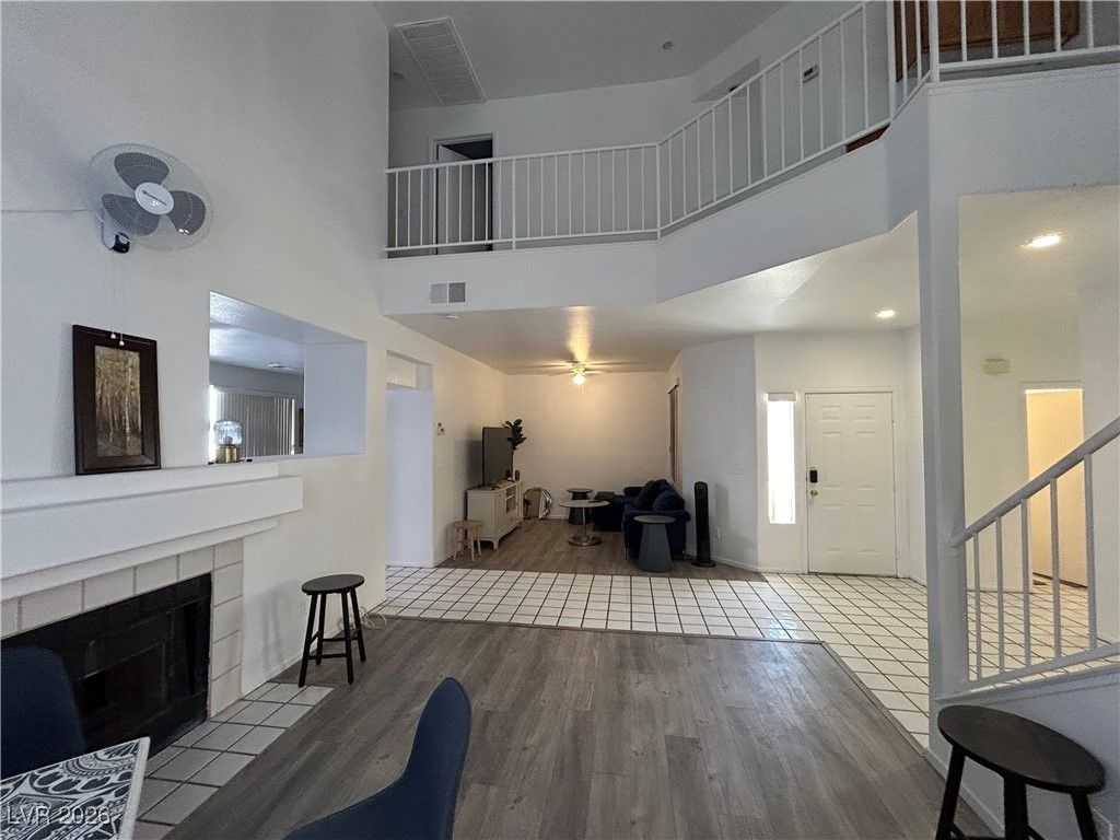 Image 8 of property listing at 6672 Golden Pond Circle, Las Vegas, NV 89108