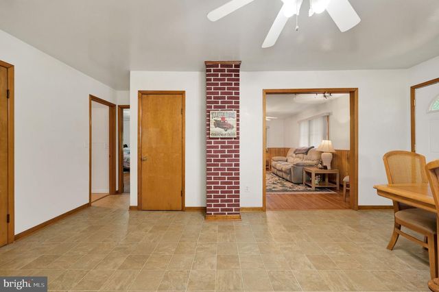 7141 PEARSONS CORNER RD, Dover, DE 19904
