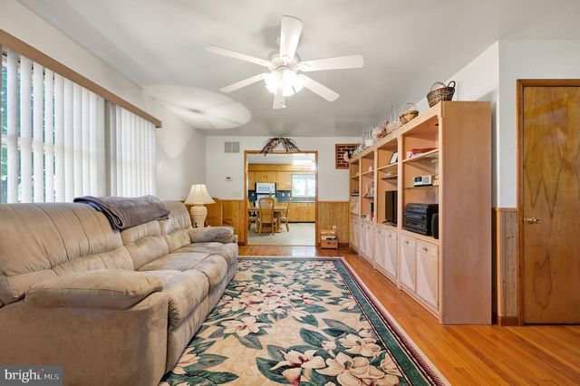 7141 PEARSONS CORNER RD, Dover, DE 19904