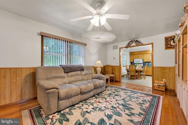 7141 PEARSONS CORNER RD, Dover, DE 19904