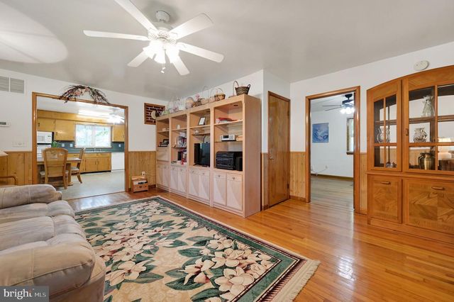 7141 PEARSONS CORNER RD, Dover, DE 19904