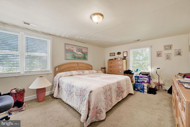 7141 PEARSONS CORNER RD, Dover, DE 19904