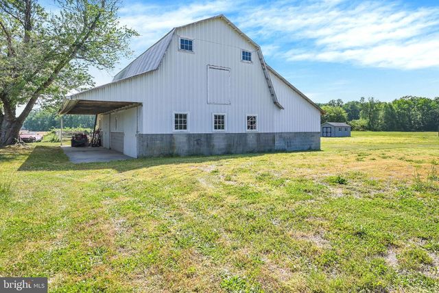 7141 PEARSONS CORNER RD, Dover, DE 19904