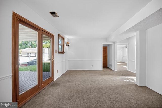 1210 SALEM RD, Burlington, NJ 08016
