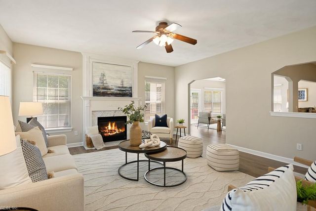 1009 Seagull CT, Chesapeake, VA 23322
